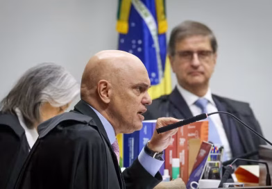 Rumble e Trump Media pedem à Justiça dos EUA julgamento de Moraes à revelia